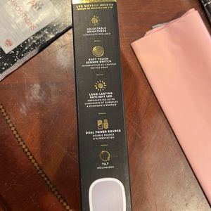 impressions vanity company touch highlight LED makeup mirror new